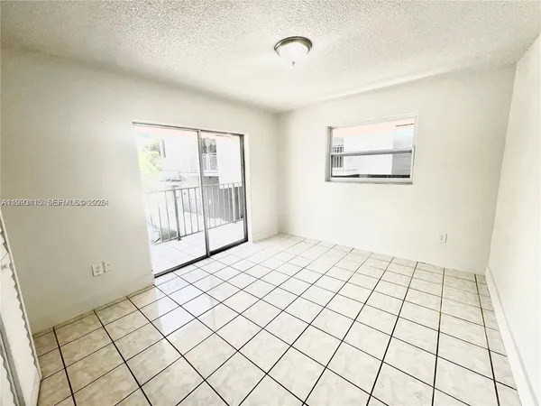 $2,950 | 951 Southwest 7th Street, Unit 4, Miami, FL 33130