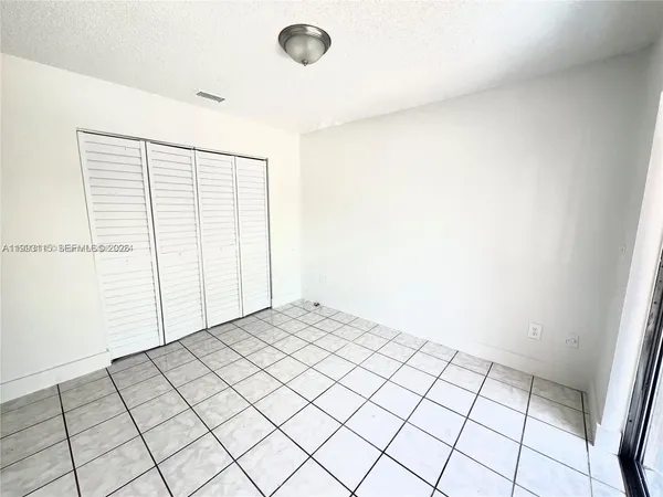 $2,850 | 951 Southwest 7th Street, Unit 4, Miami, FL 33130