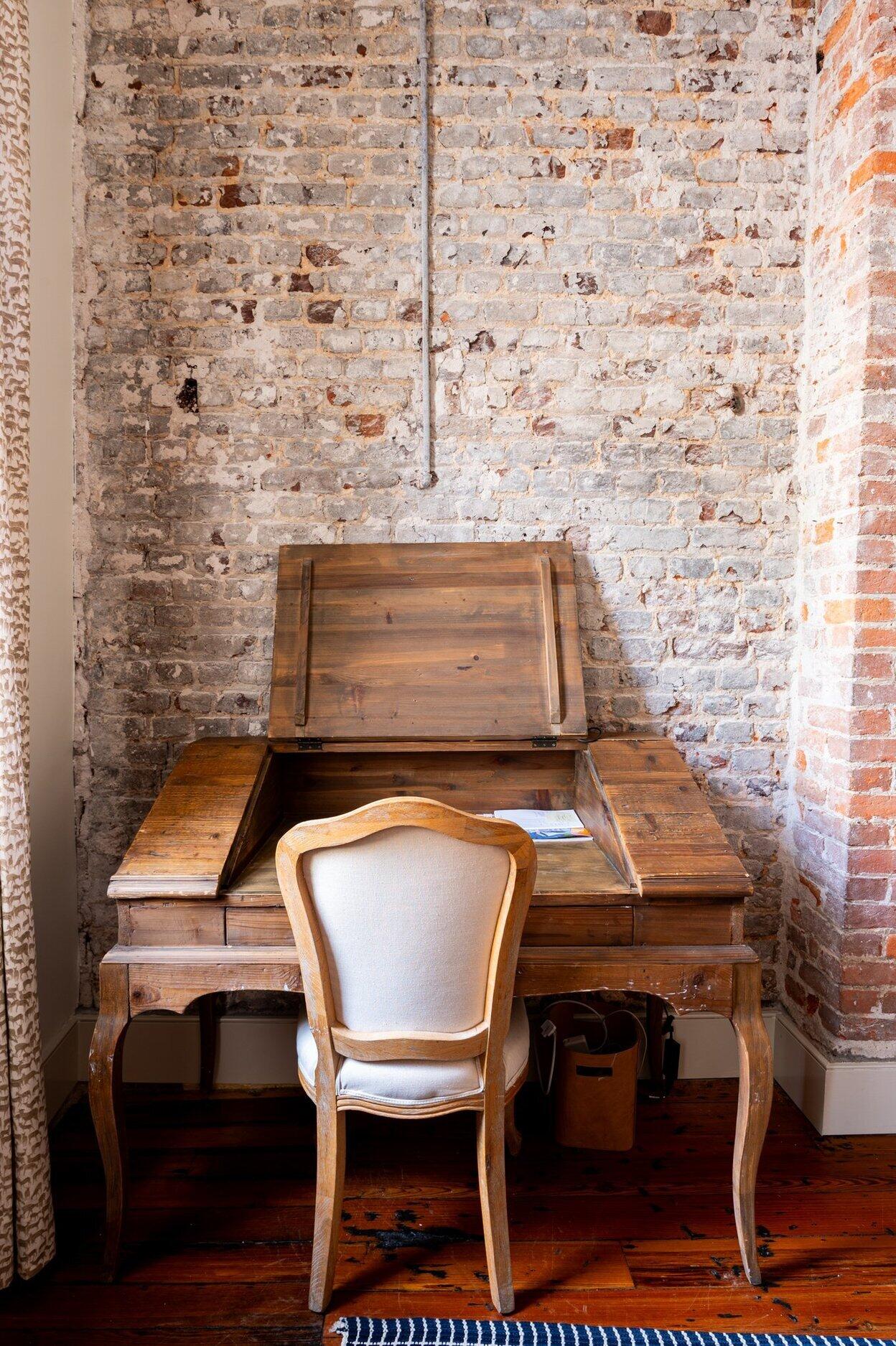 21 Broad Street Charleston, SC 29401 - Photo 14 of 53 02_Office_007