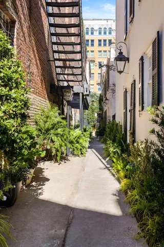 $4,399,000 | 21 Broad Street, Charleston, SC 29401