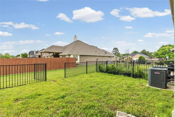 $900 | 6820 Topaz Drive, Greenville, TX 75402