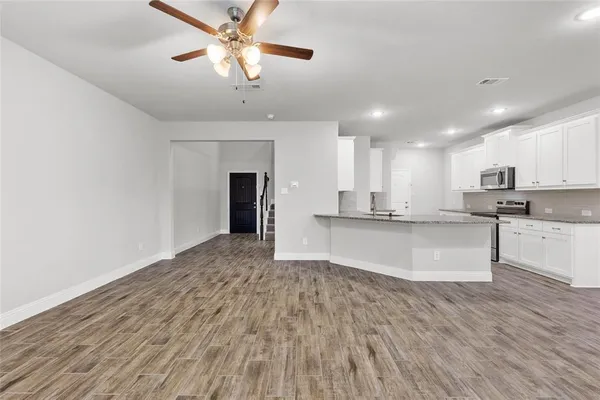 $900 | 6820 Topaz Drive, Greenville, TX 75402