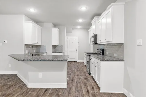 $900 | 6820 Topaz Drive, Greenville, TX 75402