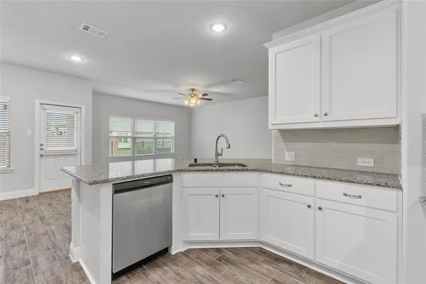 $900 | 6820 Topaz Drive, Greenville, TX 75402