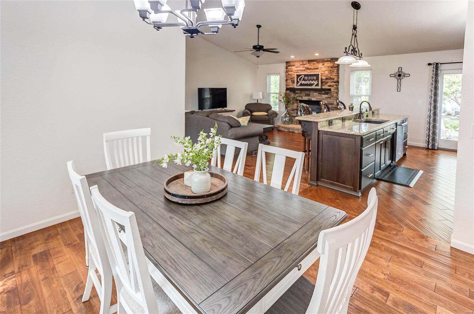 1307 Stonefield Drive Waterloo, IL 62298 - Photo 12 of 33