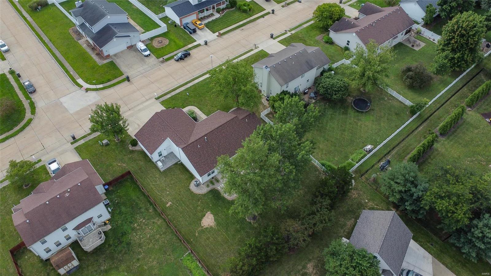 1307 Stonefield Drive Waterloo, IL 62298 - Photo 31 of 33