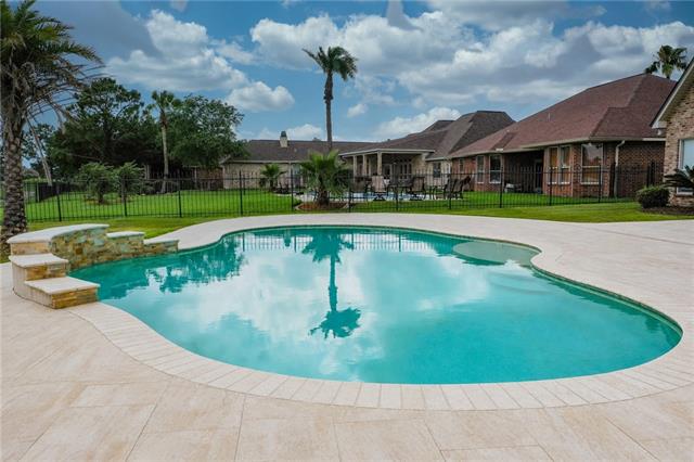 316 West Honors Point Court Slidell, LA 70458 - Photo 36 of 38