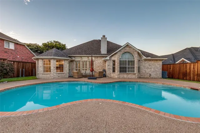 $450,000 | 25 Cimarron Drive, Trophy Club, TX 76262