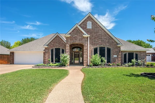 $650,000 | 3710 Williams Trace Drive, Bryan, TX 77808