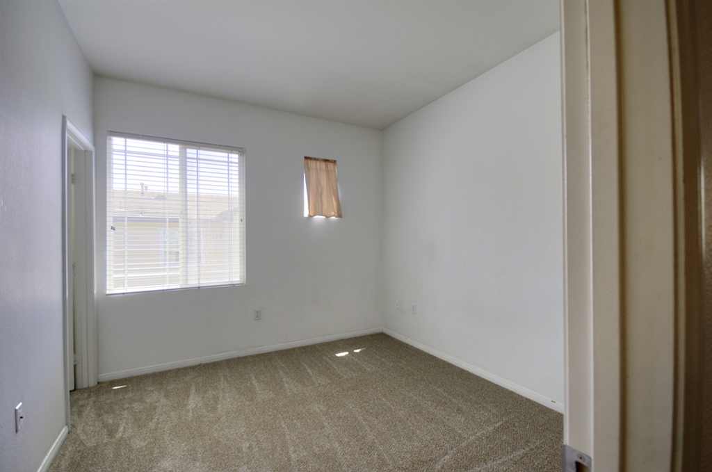 320 Borden Road San Marcos, CA 92069 - Photo 12 of 16