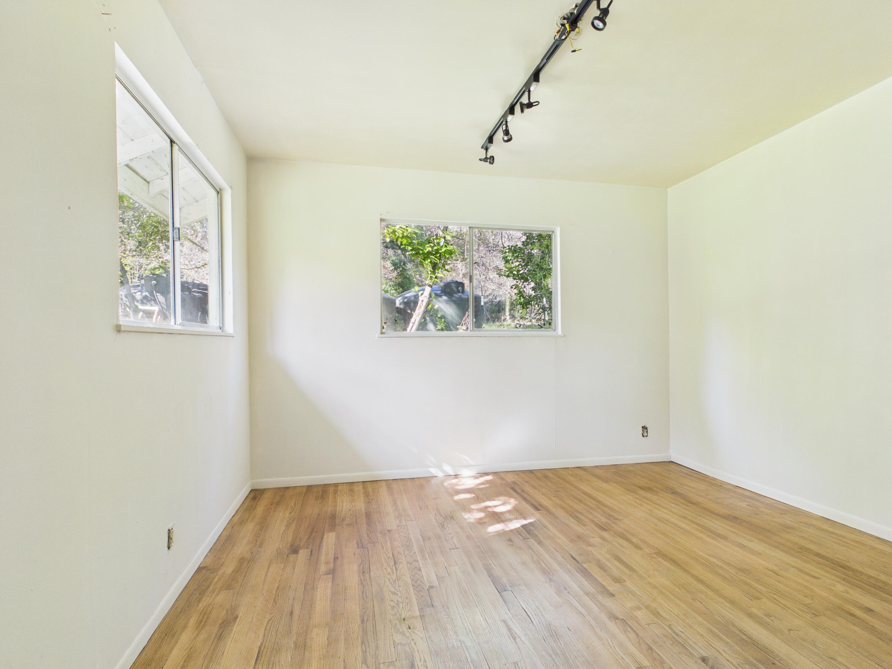 5350 Briceland Road Redway, CA 95560 - Photo 25 of 44