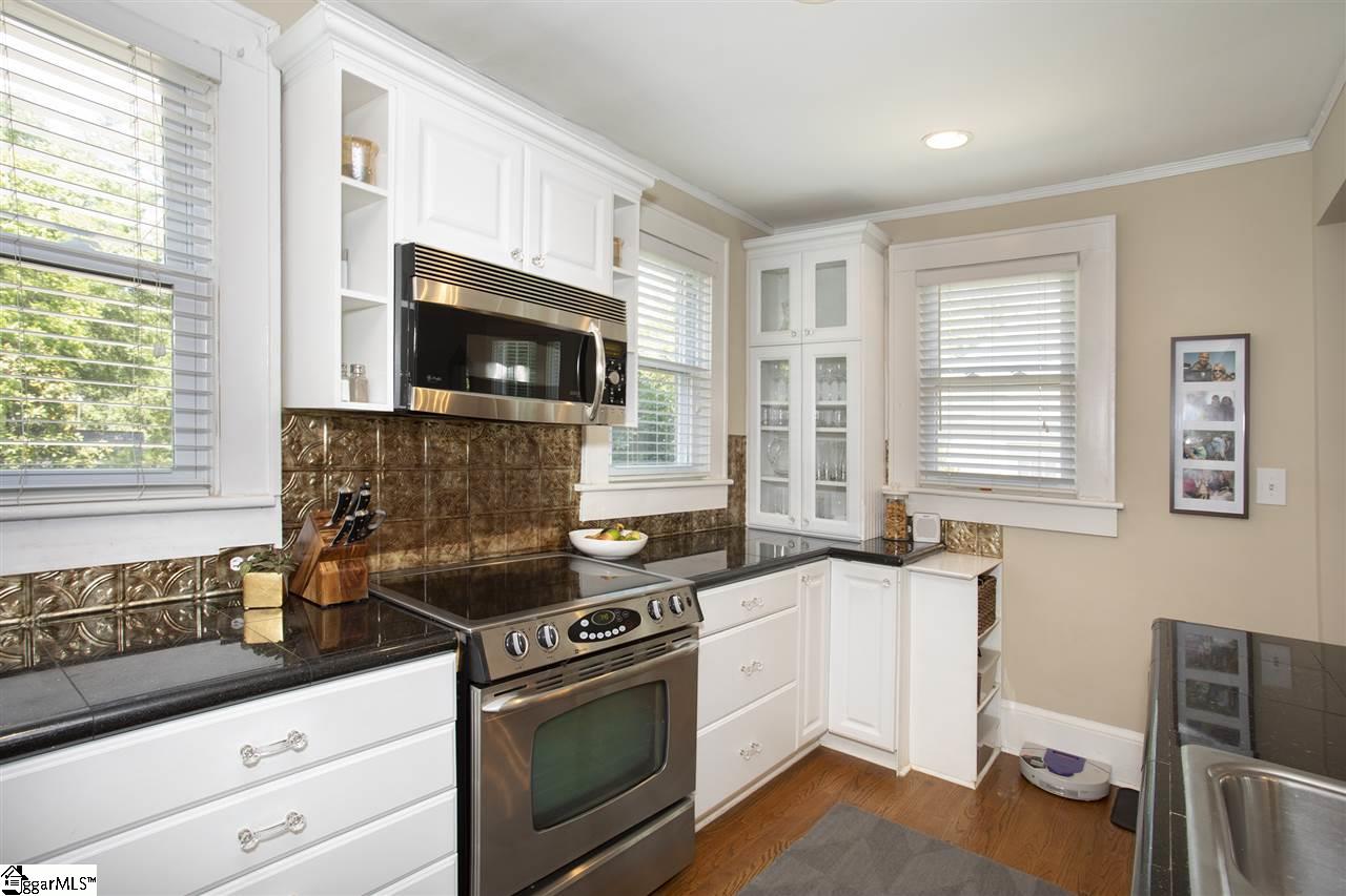 116 West Faris Road Greenville, SC 29605 - Photo 12 of 32 Gallery Image 12