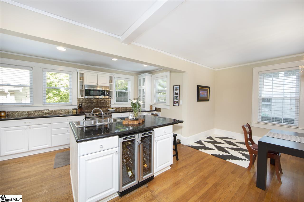 116 West Faris Road Greenville, SC 29605 - Photo 9 of 32 Gallery Image 9