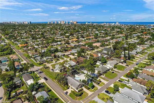 $8,500 | 792 108th Avenue North, Naples, FL 34108