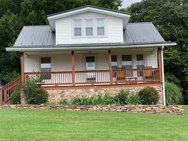 6292 Fallam Road Blacksburg, VA 24060 - Photo 3 of 35 3