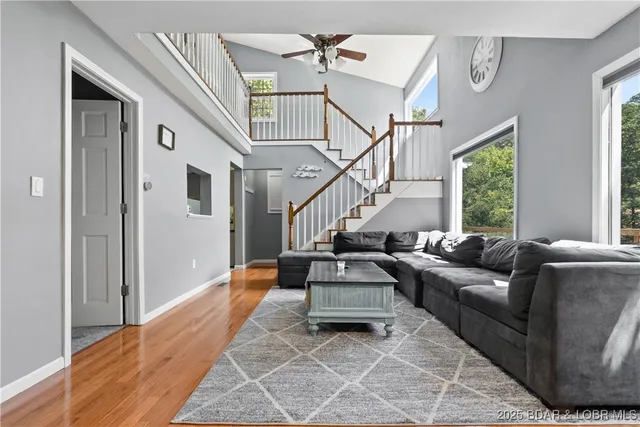 $599,900 | 31151 Eastside Drive, Rocky Mount, MO 65072