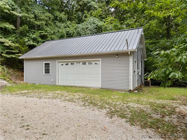 $599,900 | 31151 Eastside Drive, Rocky Mount, MO 65072