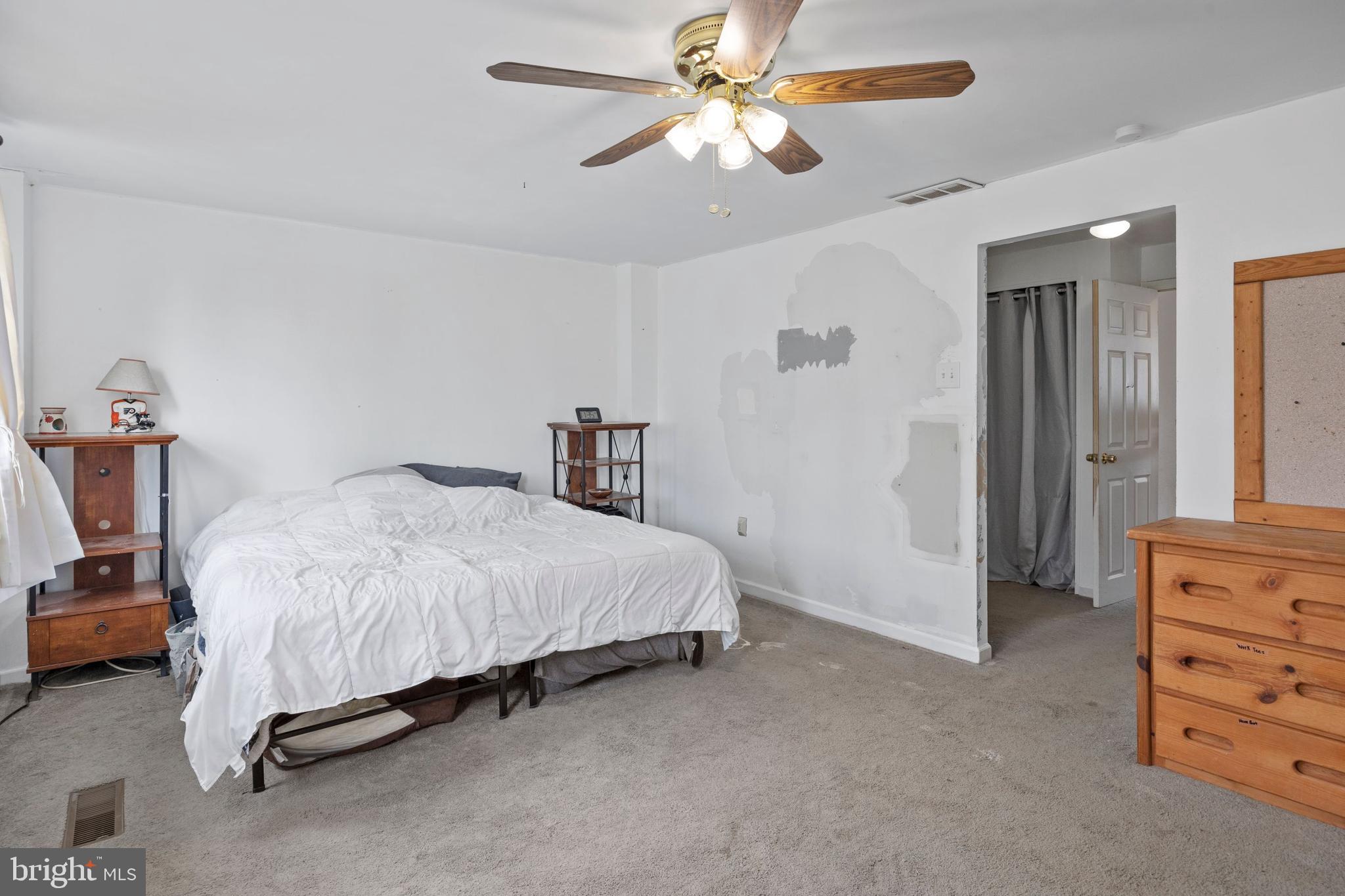 4121 Farmdale Road Philadelphia, PA 19154 - Photo 14 of 28 Gallery Image 14
