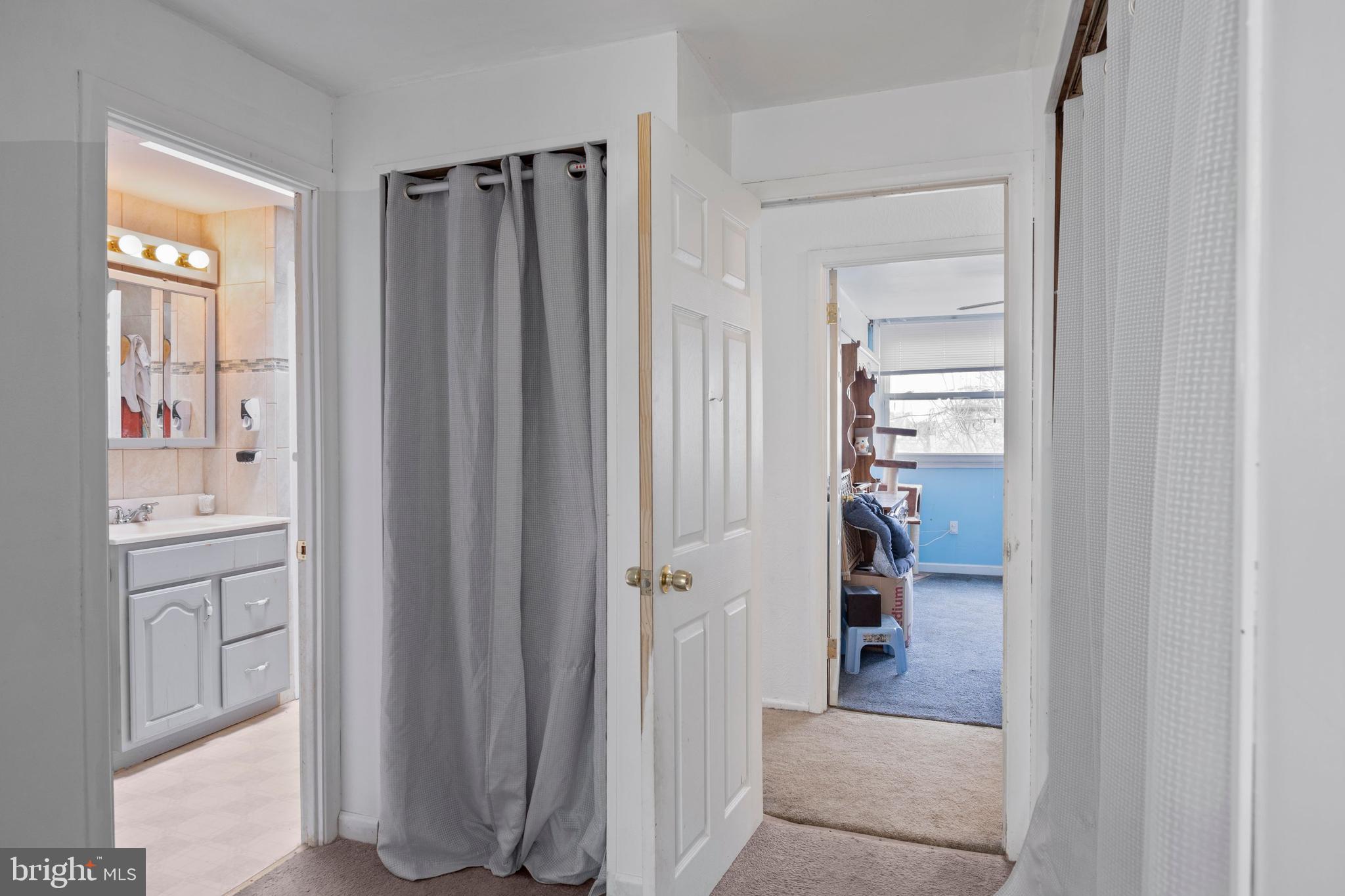 4121 Farmdale Road Philadelphia, PA 19154 - Photo 17 of 28 Gallery Image 17