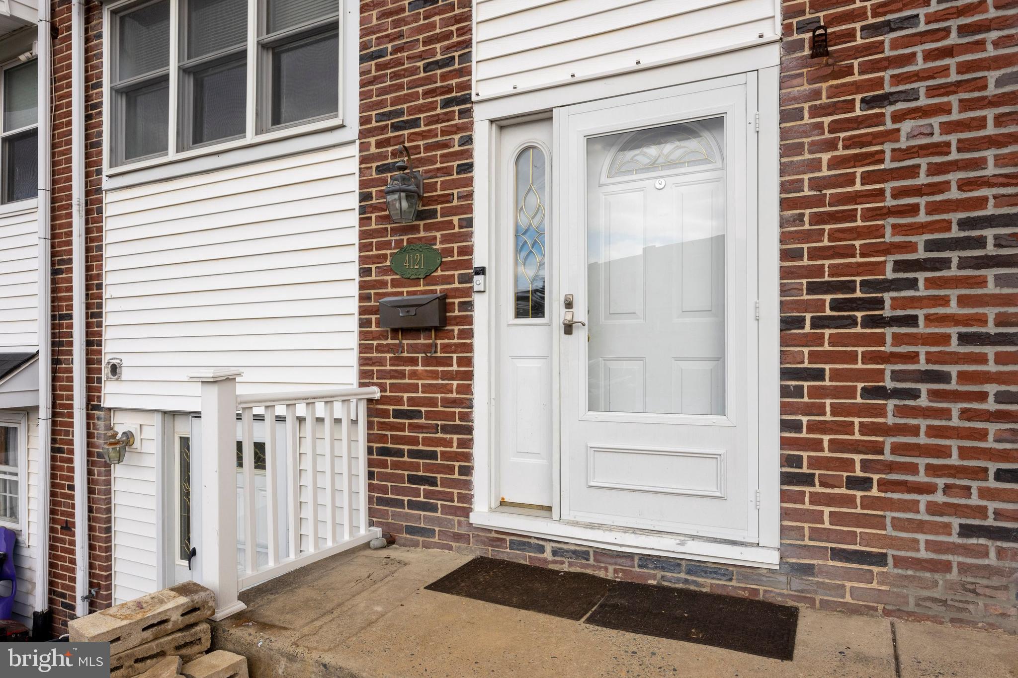 4121 Farmdale Road Philadelphia, PA 19154 - Photo 2 of 28 Gallery Image 2