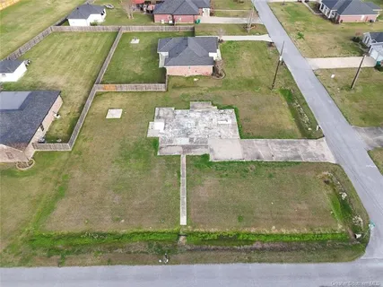 $69,999 | 6982 West Savanna Lane, Lake Charles, LA 70605