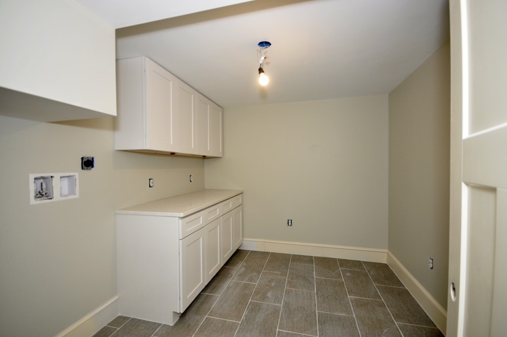 161 Rutland Street Carlisle, MA 01741 - Photo 13 of 21 Gallery Image 13
