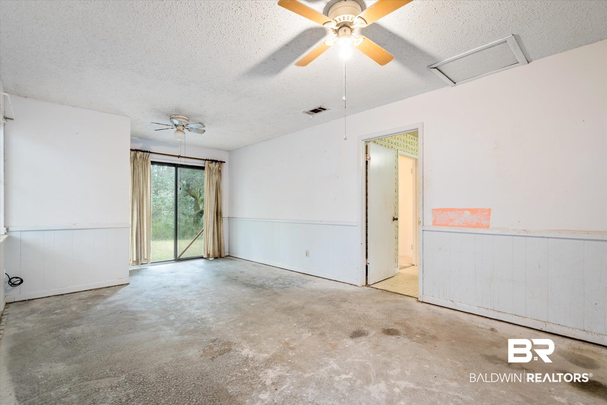 910 Whispering Pines Road Daphne, AL 36526 - Photo 9 of 21