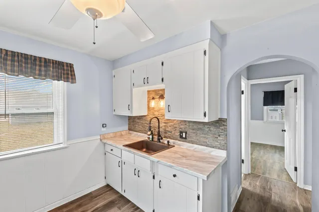 $250,000 | 8603 West Stuth Avenue, West Allis, WI 53227