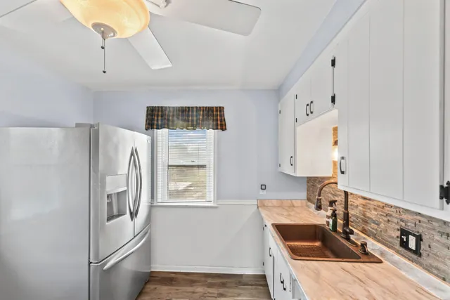 $250,000 | 8603 West Stuth Avenue, West Allis, WI 53227