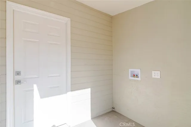 $4,000 | 320 East Dryden Street, Glendale, CA 91207