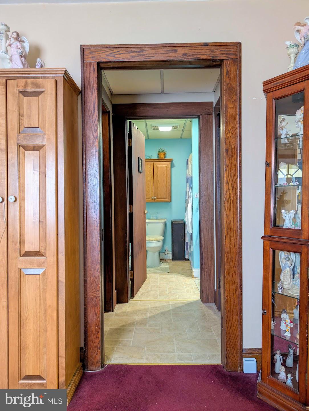 83 State Street Everett, PA 15537 - Photo 16 of 39 a view of a hallway with wooden floor and windows