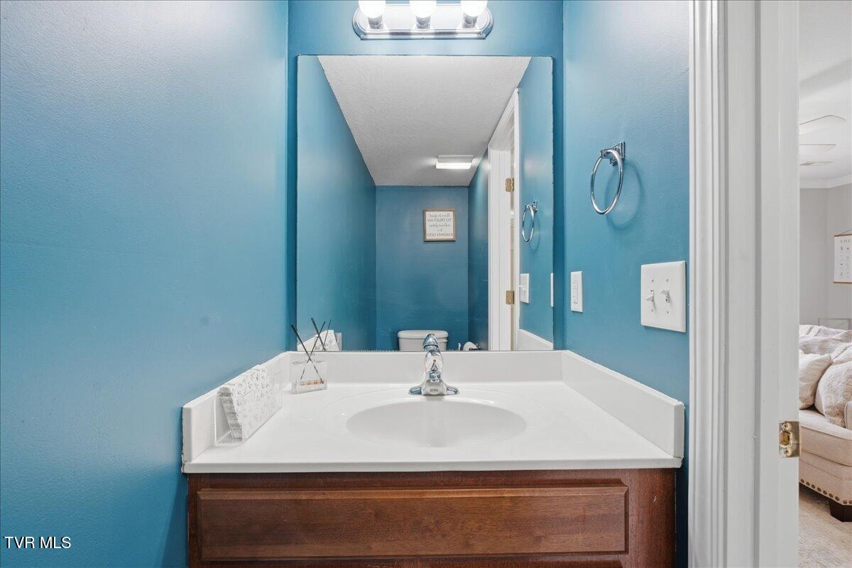 2201 Cherokee Road, Unit 16 Johnson City, TN 37604 - Photo 19 of 35 13-DSC07362