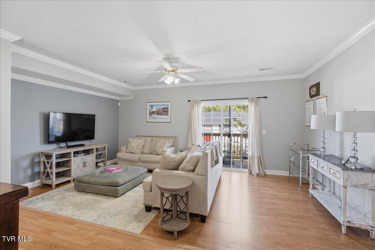 2201 Cherokee Road, Unit 16 Johnson City, TN 37604 - Photo 5 of 35 08-DSC07292