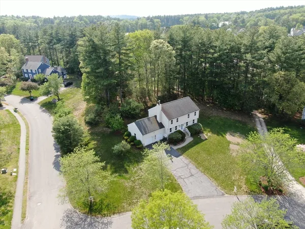 $925,000 | 9 Northbriar Road, Acton, MA 01720