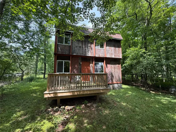 $169,900 | 9 Lake Drive, Parksville, NY 12768