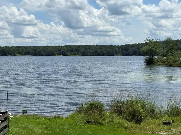 $169,900 | 9 Lake Drive, Parksville, NY 12768