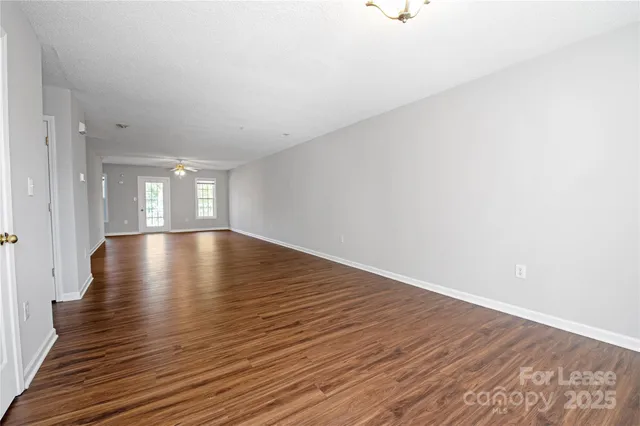 $1,950 | 118 Steam Engine Drive, Unit 201, Mooresville, NC 28115