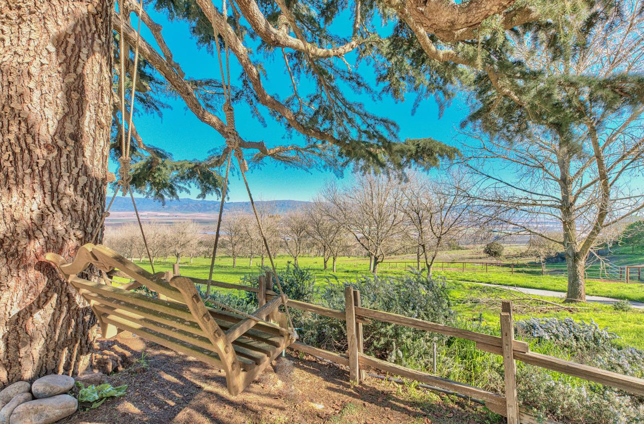1352 C River Road Salinas, CA 93908 - Photo 6 of 35 a view of an outdoor space with garden