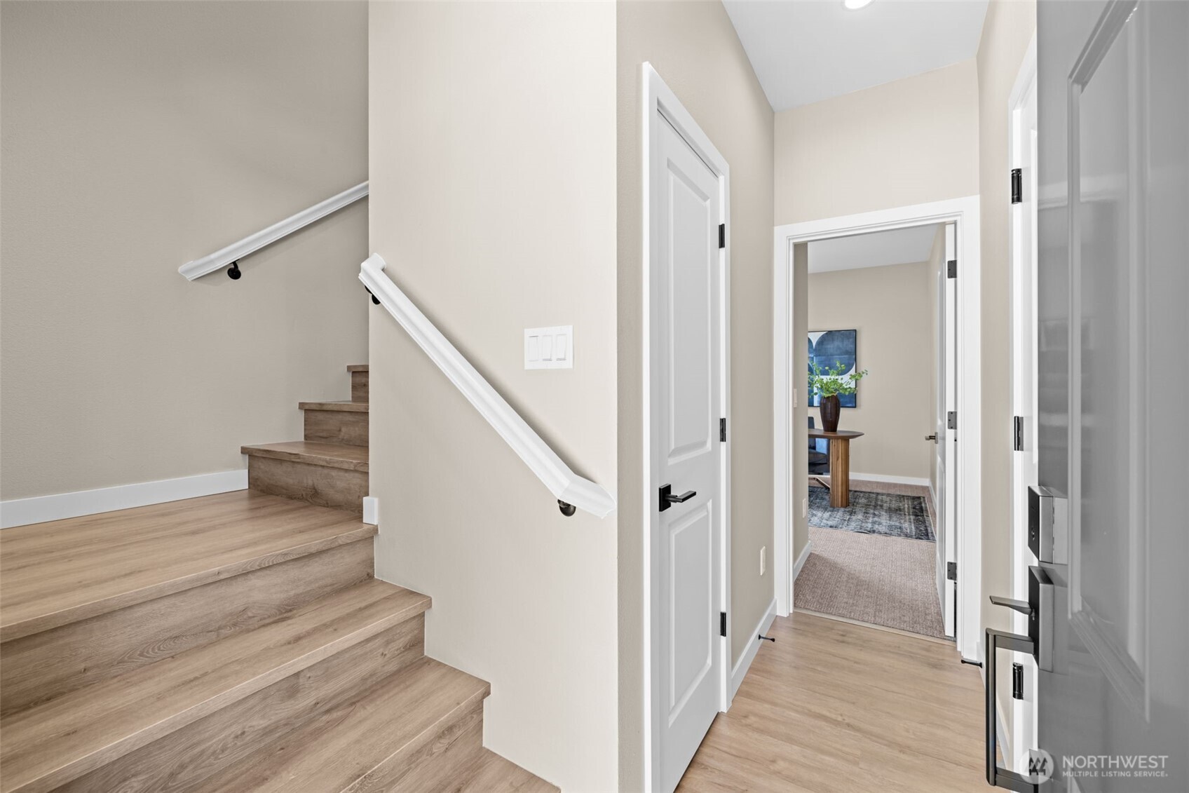 2526 State Street, Unit B Everett, WA 98201 - Photo 17 of 24