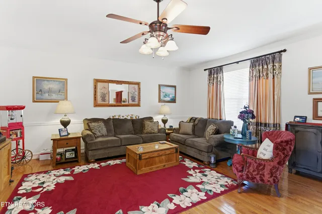 $380,000 | 267 Far View Circle, Jacksboro, TN 37757