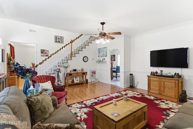 $380,000 | 267 Far View Circle, Jacksboro, TN 37757