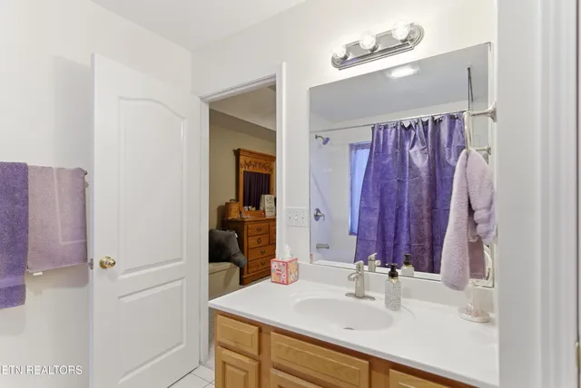 $380,000 | 267 Far View Circle, Jacksboro, TN 37757