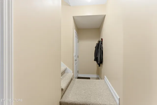 $380,000 | 267 Far View Circle, Jacksboro, TN 37757