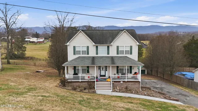 $380,000 | 267 Far View Circle, Jacksboro, TN 37757