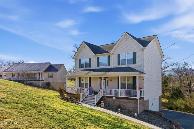 $380,000 | 267 Far View Circle, Jacksboro, TN 37757