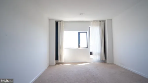 $1,650 | 10 East Lee Street, Unit 705, Baltimore, MD 21202