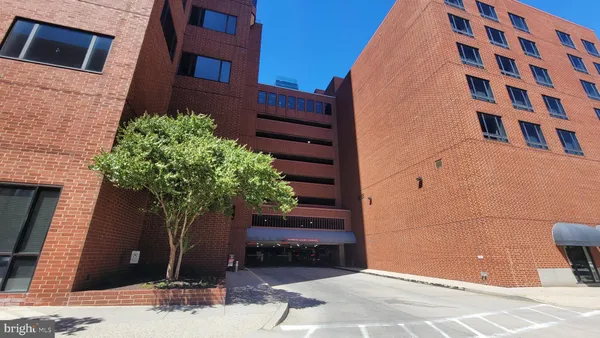 $1,650 | 10 East Lee Street, Unit 705, Baltimore, MD 21202