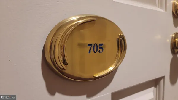 $1,650 | 10 East Lee Street, Unit 705, Baltimore, MD 21202