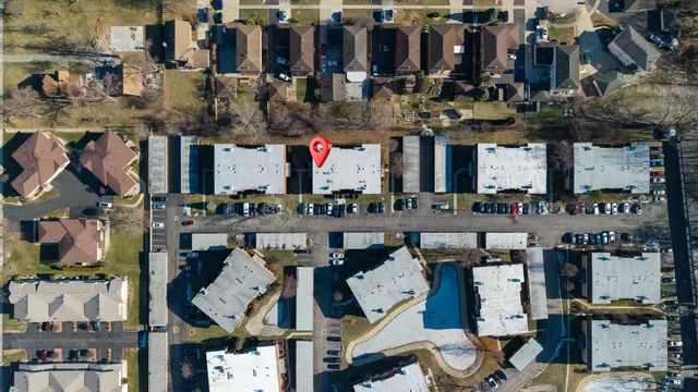 $249,999 | 11133 E Road, Unit E, Palos Hills, IL 60465