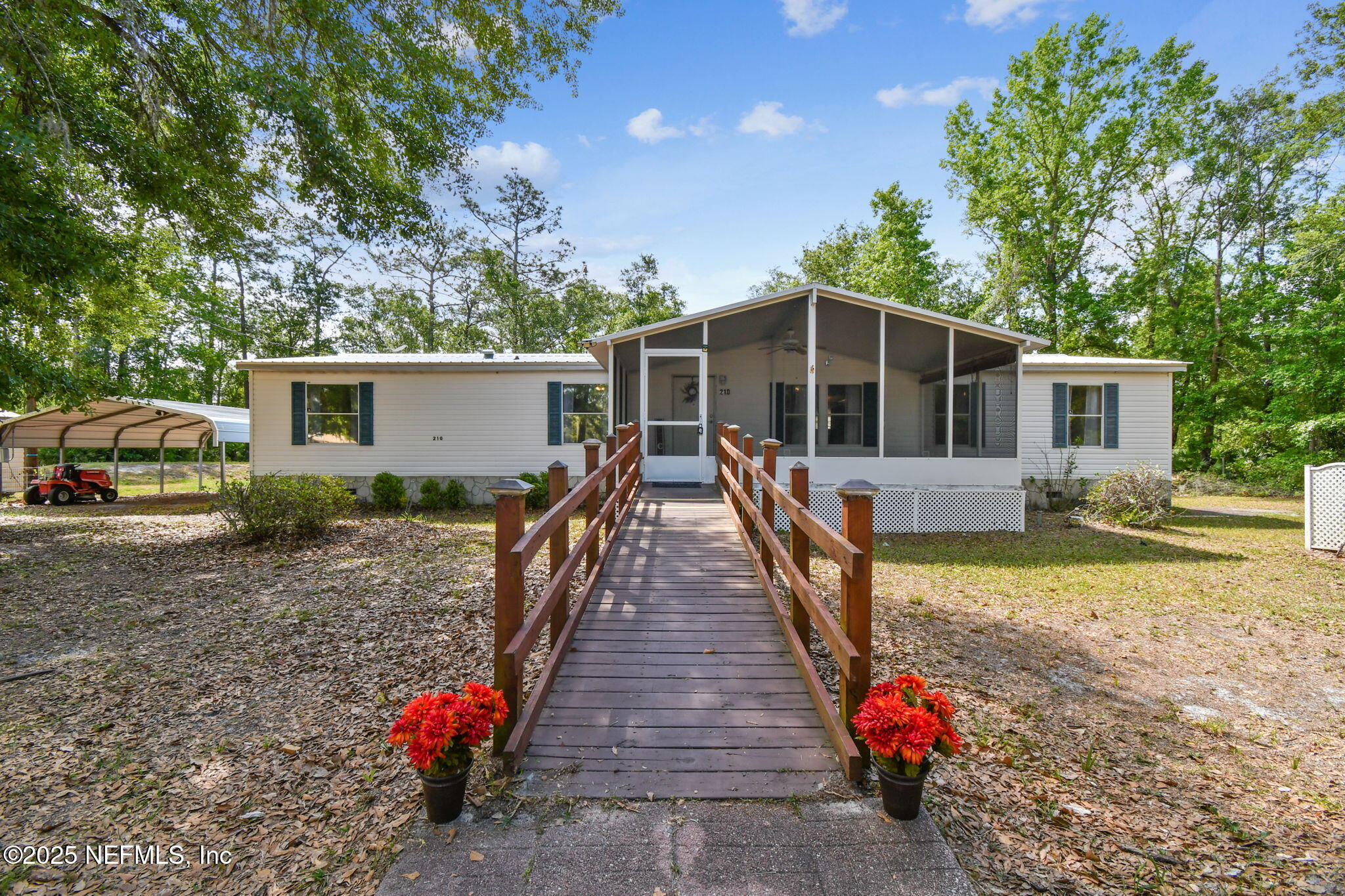 210 Comer Road Palatka, FL 32177 - Photo 2 of 62 2-DSC_9582